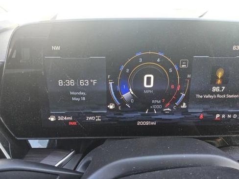 Used 2025 Chevrolet Tahoe Premier AWD/4WD image 4