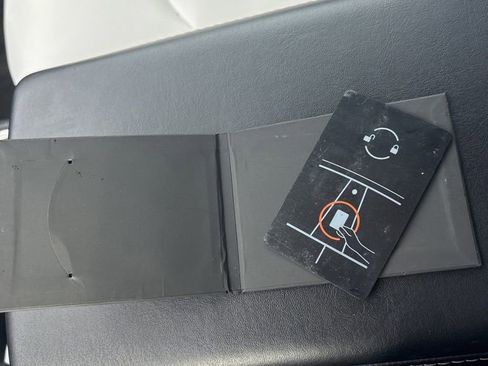 Used 2021 Tesla Model Y Long Range image 27