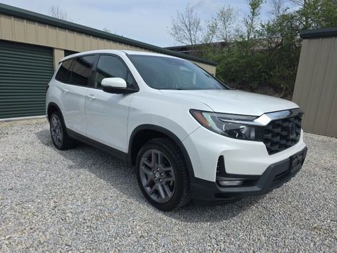 Used 2023 Honda Passport EX-L image 7