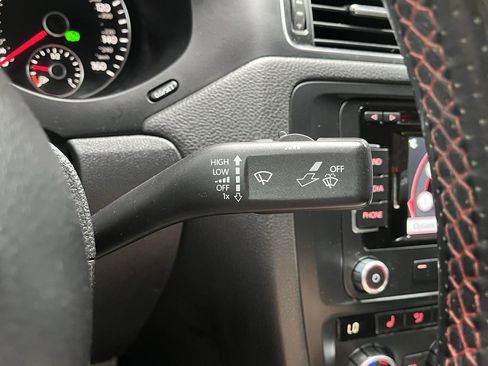 Used 2013 Volkswagen Jetta GLI Autobahn FWD image 16