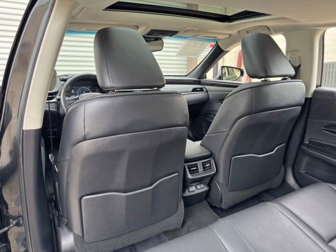 Used 2021 Lexus ES 300h w/ Premium Package FWD image 38