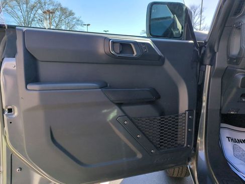 Used 2025 Ford Bronco Big Bend image 11