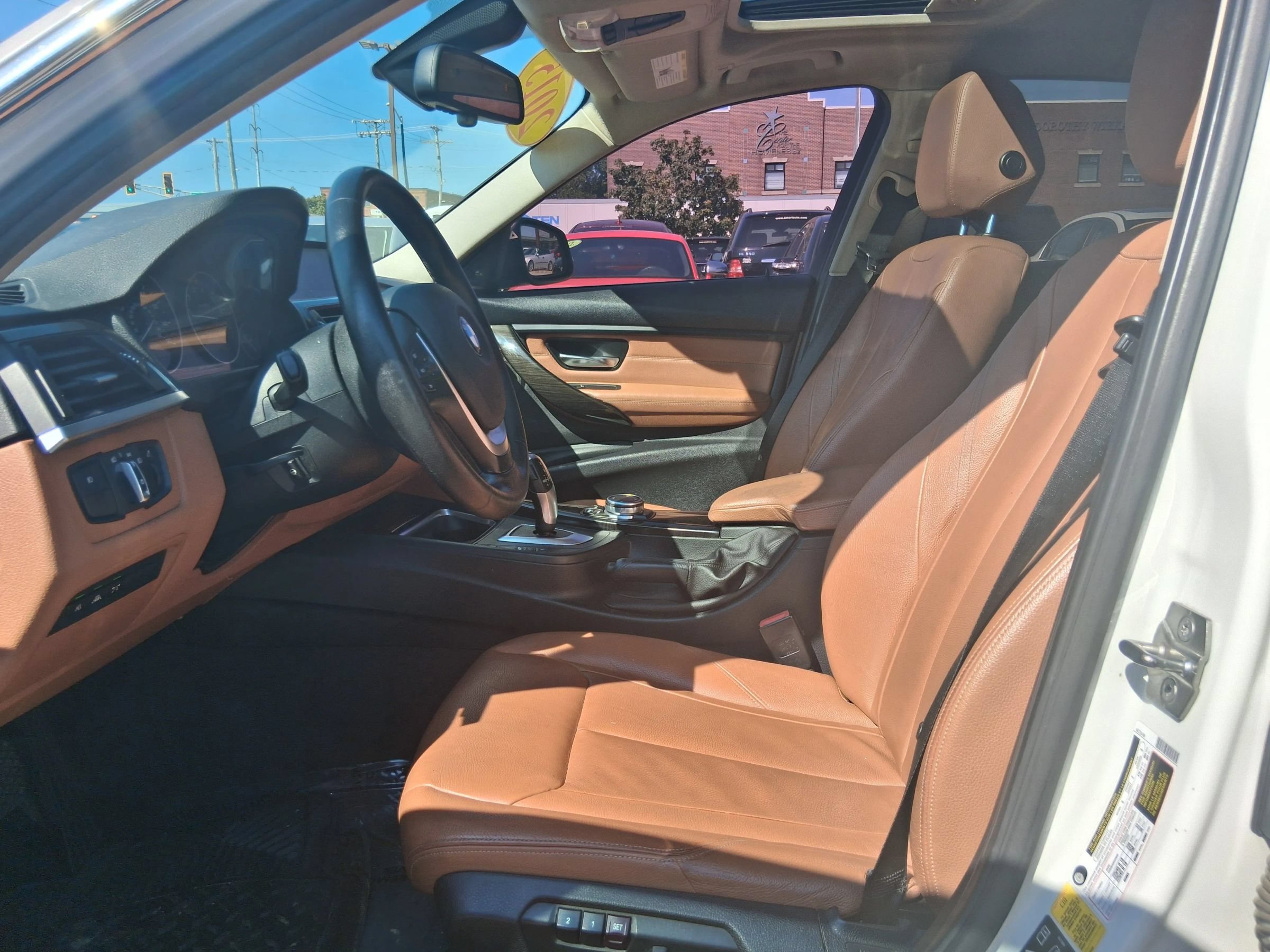 Used 2015 BMW 328i xDrive Sedan AWD/4WD image 11