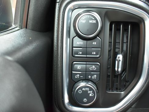 Used 2021 Chevrolet Silverado 1500 LT Trail Boss w/ Convenience Package II AWD/4WD image 34