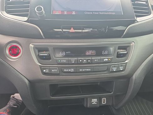 Used 2022 Honda Ridgeline Sport image 19