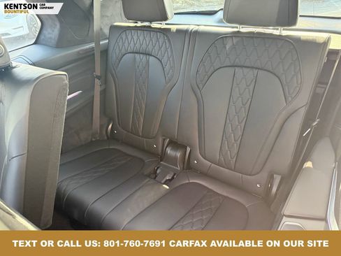 Used 2026 BMW X7 M60i image 41