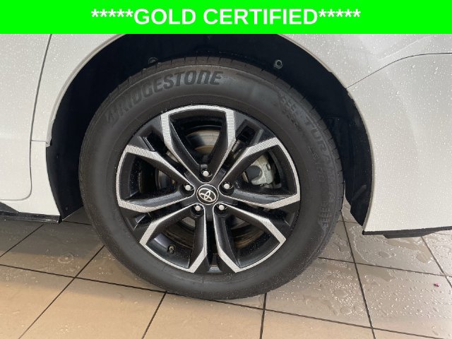 Used 2025 Toyota Sienna Platinum AWD/4WD image 31
