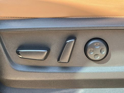 Used 2025 INFINITI QX80 Luxe w/ Cargo Package AWD/4WD image 31