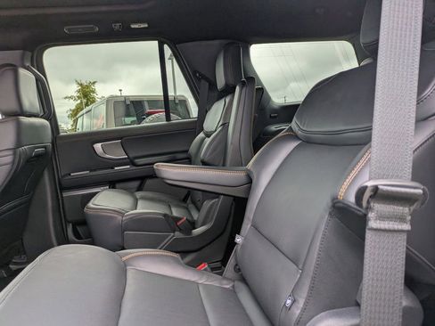 New 2025 Ford Expedition Tremor image 17