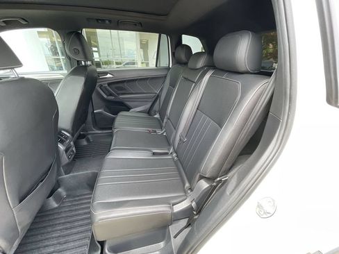 Used 2023 Volkswagen Tiguan SE R-Line AWD/4WD image 25