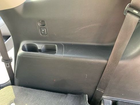 Used 2020 Buick Enclave Essence FWD image 24