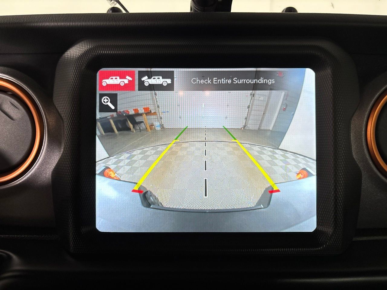 Used 2020 Jeep Gladiator Mojave AWD/4WD image 17