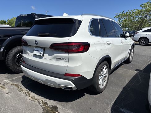Used 2023 BMW X5 xDrive45e w/ Executive Package AWD/4WD image 24