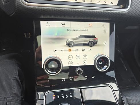 Certified 2020 Land Rover Range Rover Velar R-Dynamic S image 27