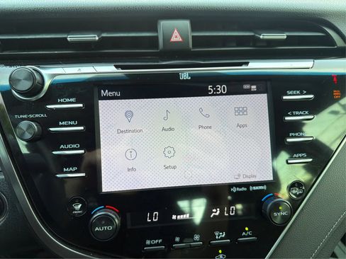 Used 2018 Toyota Camry XSE w/ Driver Assist Package FWD image 18