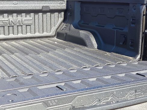 New 2026 GMC Canyon Elevation w/ Convenience Package RWD image 9