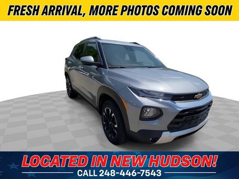 Used 2023 Chevrolet TrailBlazer LT w/ Convenience Package AWD/4WD image 4