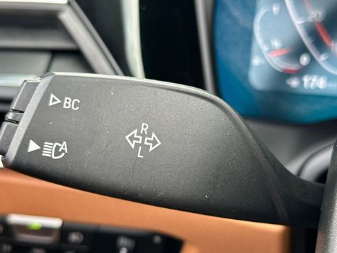 Used 2023 BMW 430i Convertible w/ Premium Package image 32