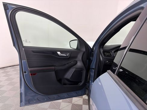 Used 2025 Ford Escape ST-Line Select w/ Tech Pack #1 AWD/4WD image 10