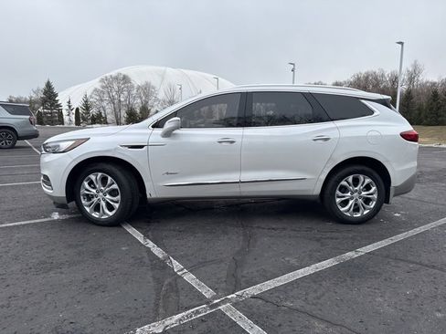 Used 2018 Buick Enclave Avenir image 8