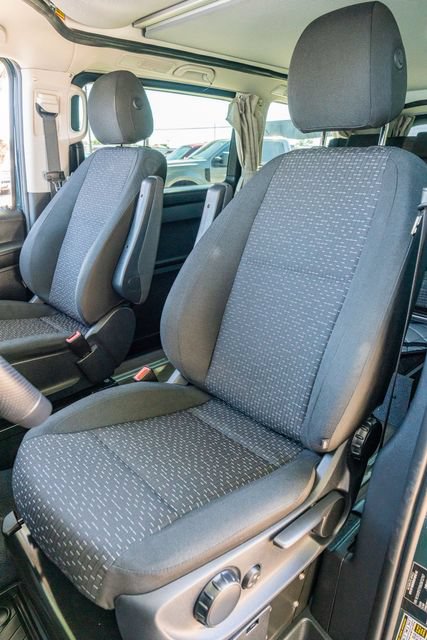 Used 2021 Mercedes-Benz Metris Passenger image 19