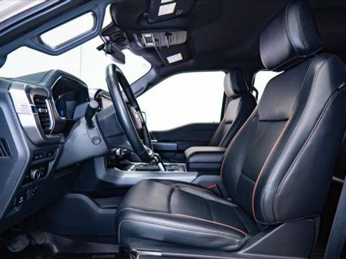 Used 2025 Ford F150 Lariat w/ FX4 Off-Road Package image 34