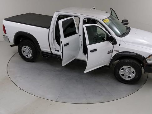 Used 2016 RAM 2500 Tradesman w/ Chrome Appearance Group AWD/4WD image 43