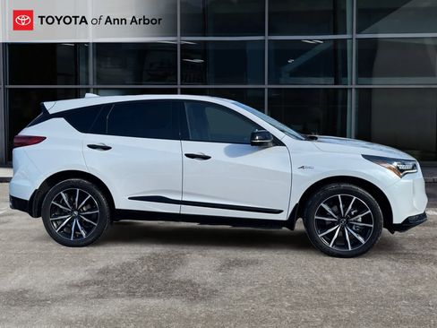 Used 2025 Acura RDX A-Spec image 13