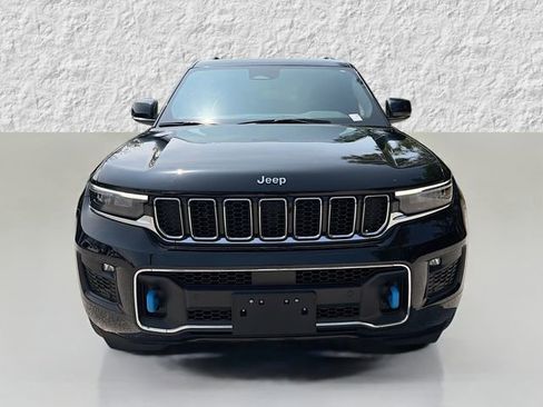 Used 2023 Jeep Grand Cherokee Overland w/ Luxury Tech Group IV image 8
