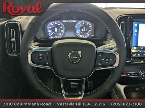 Used 2021 Volvo XC40 T5 R-Design w/ Climate Package AWD/4WD image 20