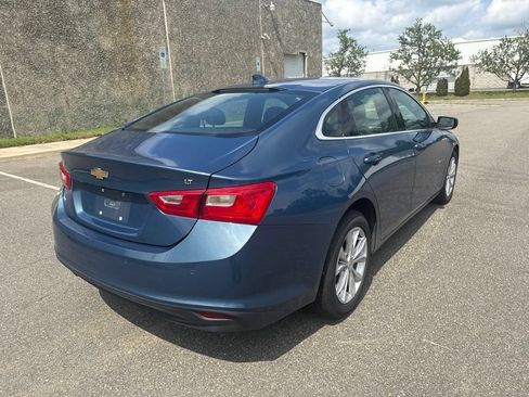 Used 2025 Chevrolet Malibu LT FWD image 7