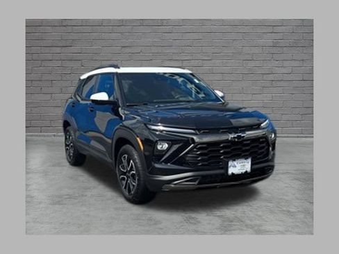 New 2025 Chevrolet TrailBlazer ACTIV w/ Convenience Package AWD/4WD image 1