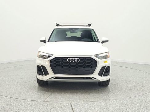 Used 2022 Audi Q5 e Premium Plus w/ Premium Plus Package image 2