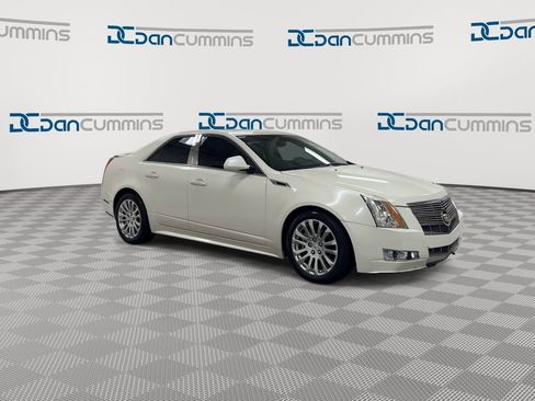 Used 2011 Cadillac CTS Performance RWD image 2
