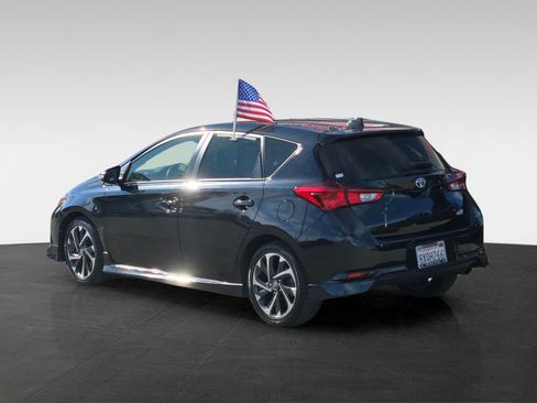 Used 2018 Toyota Corolla iM w/ All-Weather Mat Package image 6