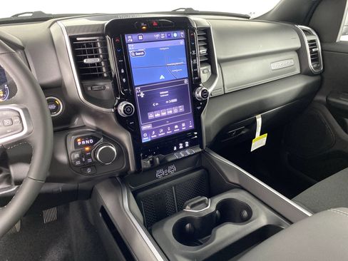 New 2026 RAM 1500 Big Horn AWD/4WD image 26