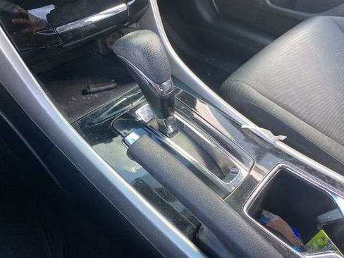 Used 2016 Honda Accord LX image 24