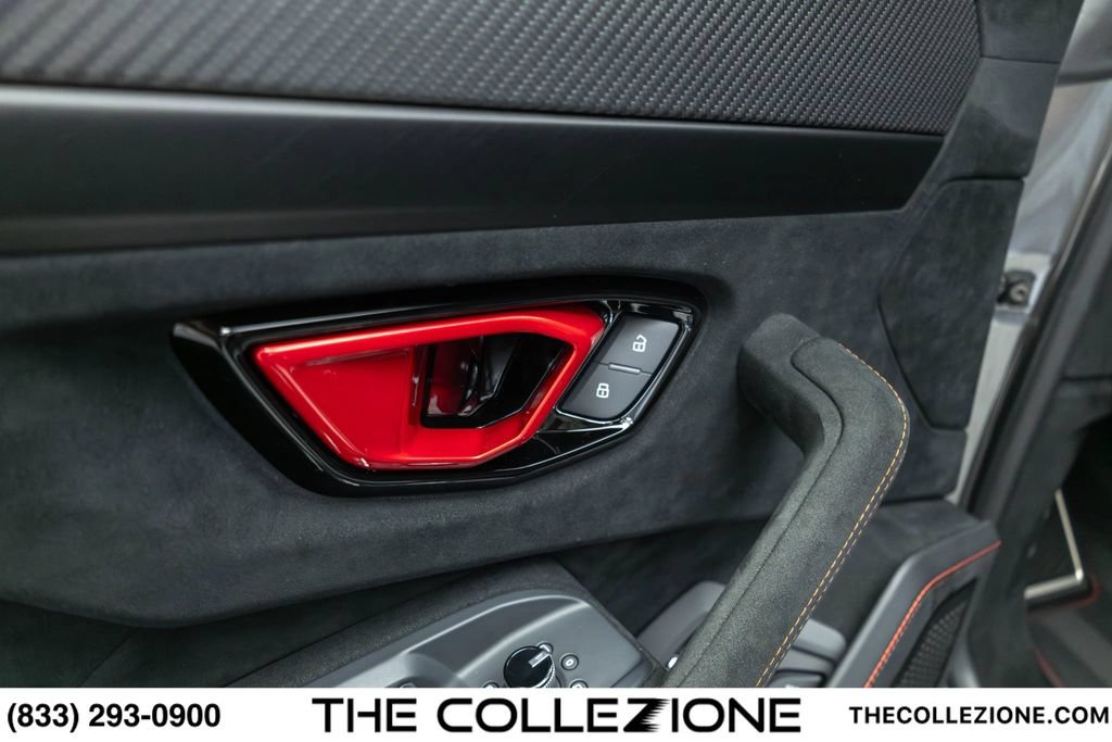 Used 2023 Lamborghini Urus Performante AWD/4WD image 41