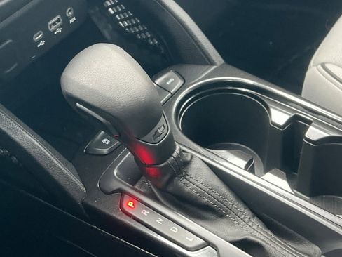 Used 2021 Chevrolet TrailBlazer LT w/ Convenience Package image 18