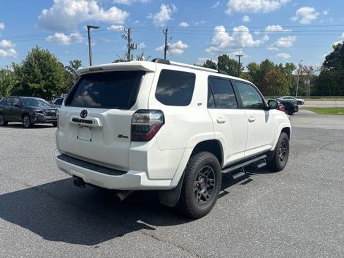 Used 2020 Toyota 4Runner SR5 Premium w/ Moonroof Package AWD/4WD image 7