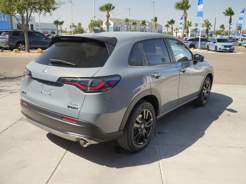 New 2026 Honda HR-V Sport image 5