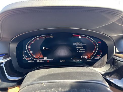 Used 2021 BMW M550i xDrive w/ Dynamic Handling Package AWD/4WD image 17