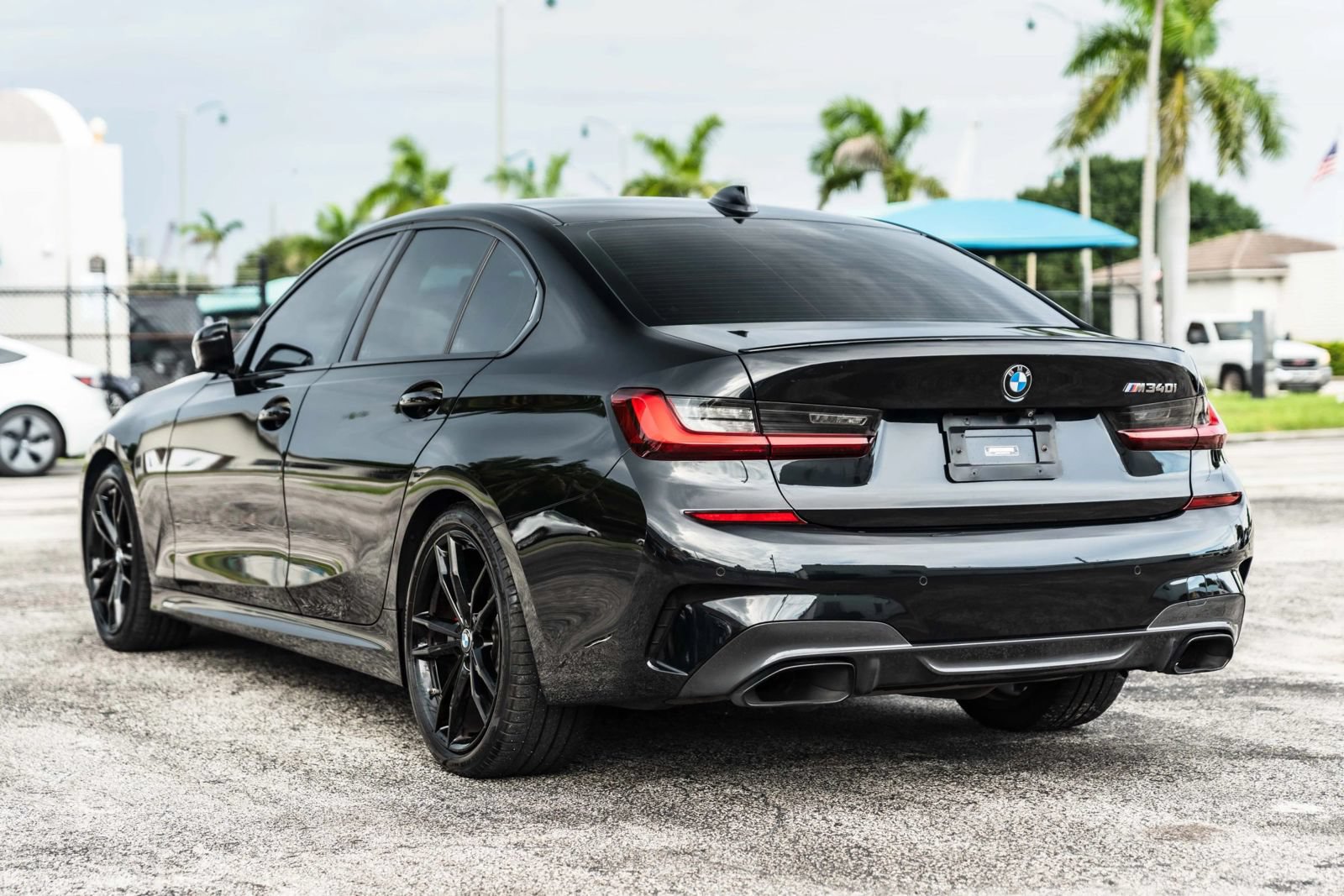 Used 2022 BMW M340i RWD image 7