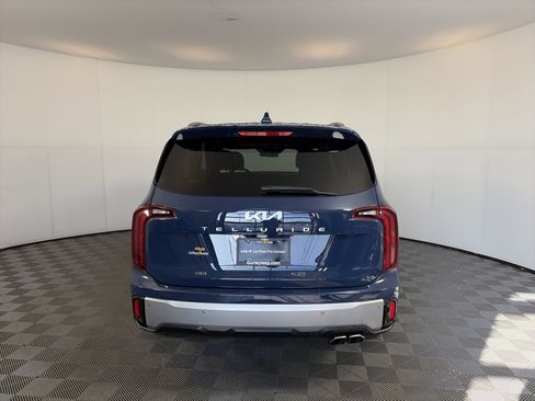 Certified 2023 Kia Telluride S w/ S Sunroof Package image 10