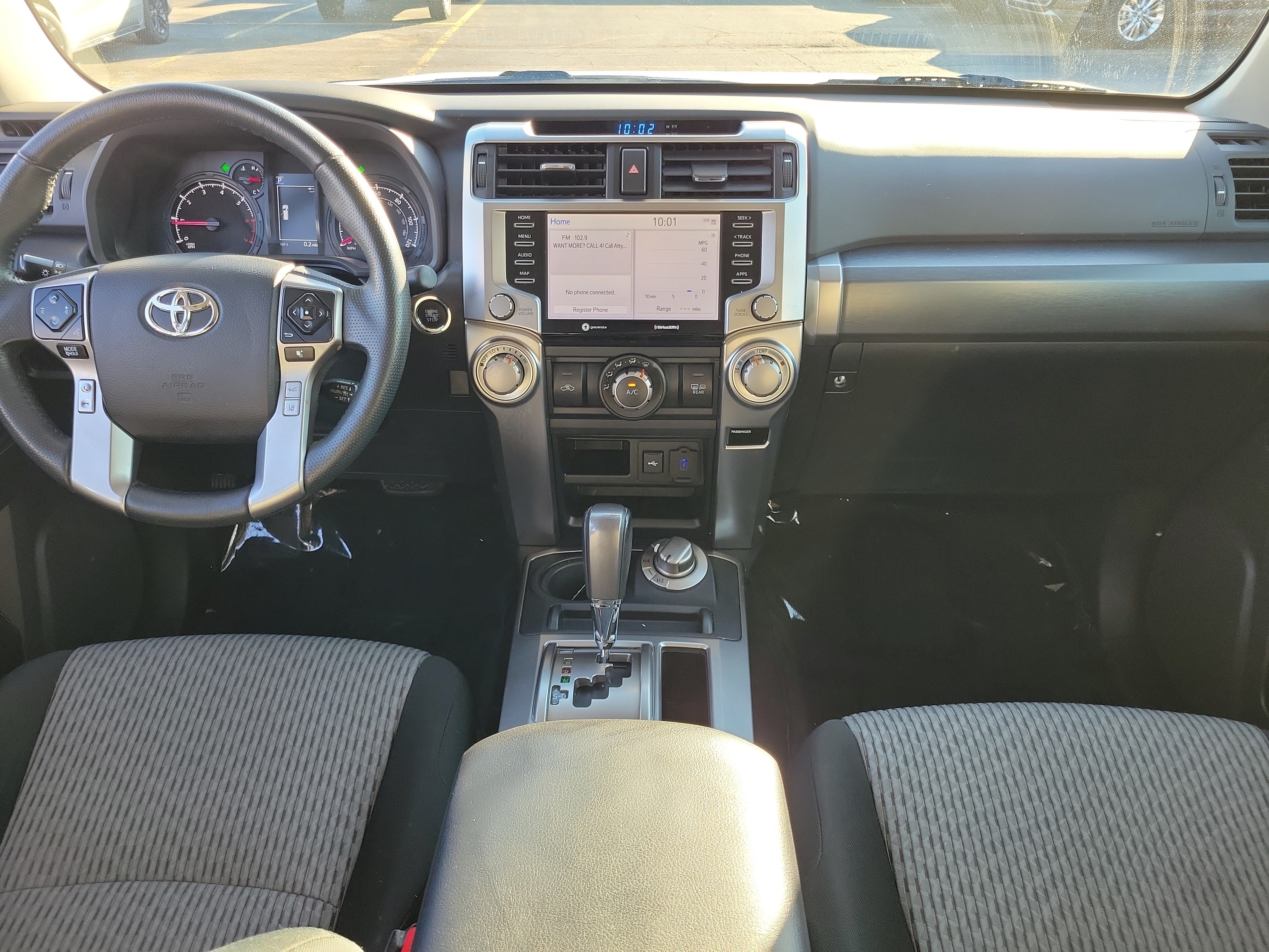 Used 2024 Toyota 4Runner SR5 AWD/4WD image 9
