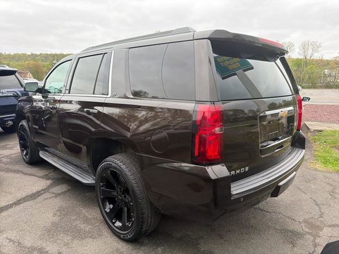 Used 2018 Chevrolet Tahoe LT w/ Luxury Package AWD/4WD image 12