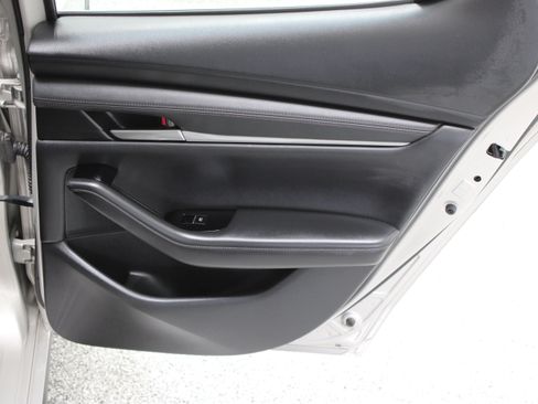 Used 2025 MAZDA MAZDA3 s Sport FWD image 32