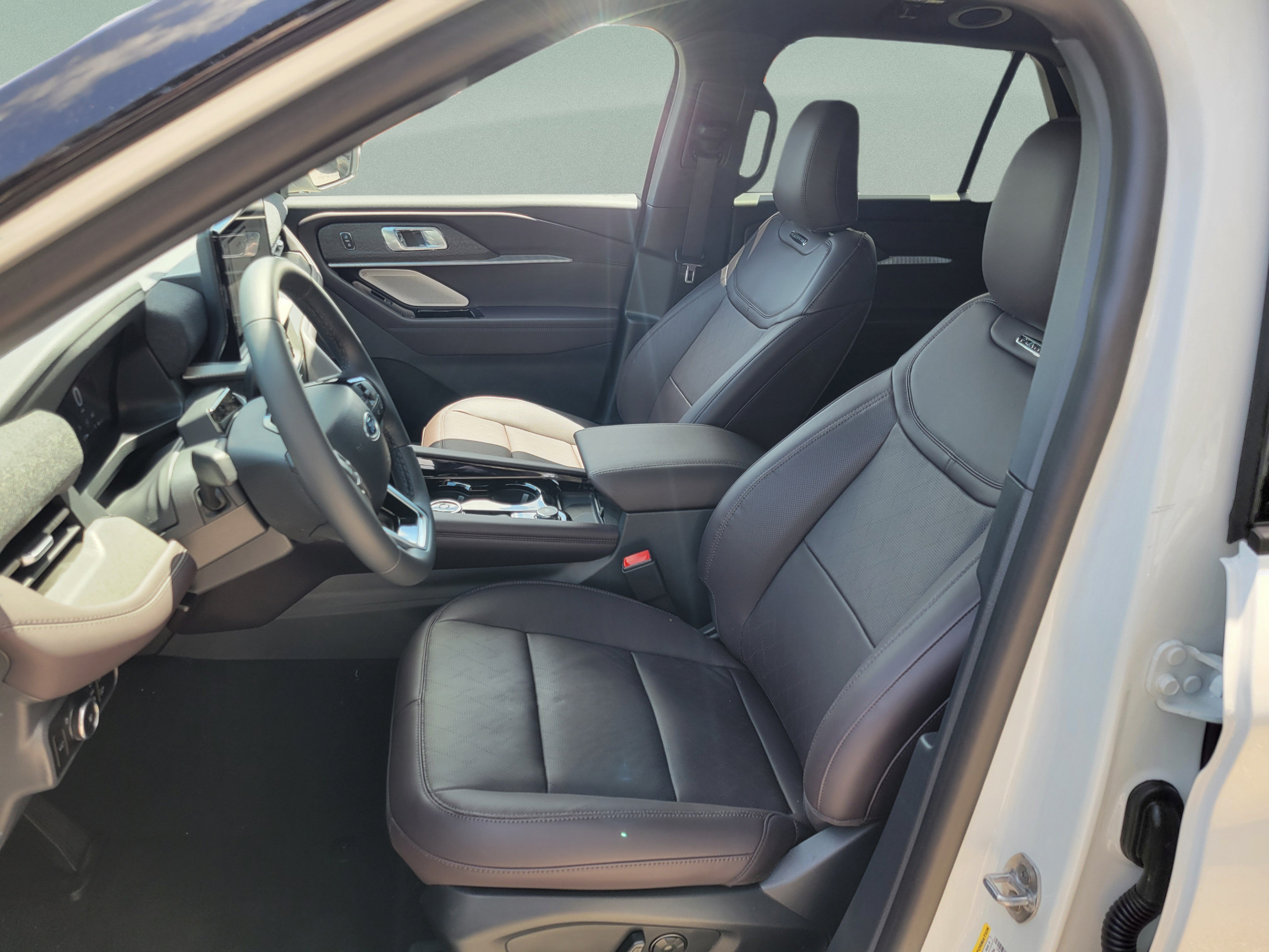 New 2026 Ford Explorer Platinum RWD image 17