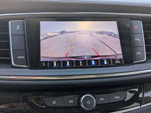 Used 2021 Buick Enclave Avenir w/ Avenir Technology Package image 15