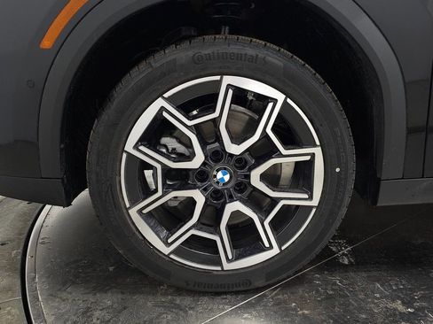 New 2026 BMW X2 xDrive28i w/ Convenience Package AWD/4WD image 8